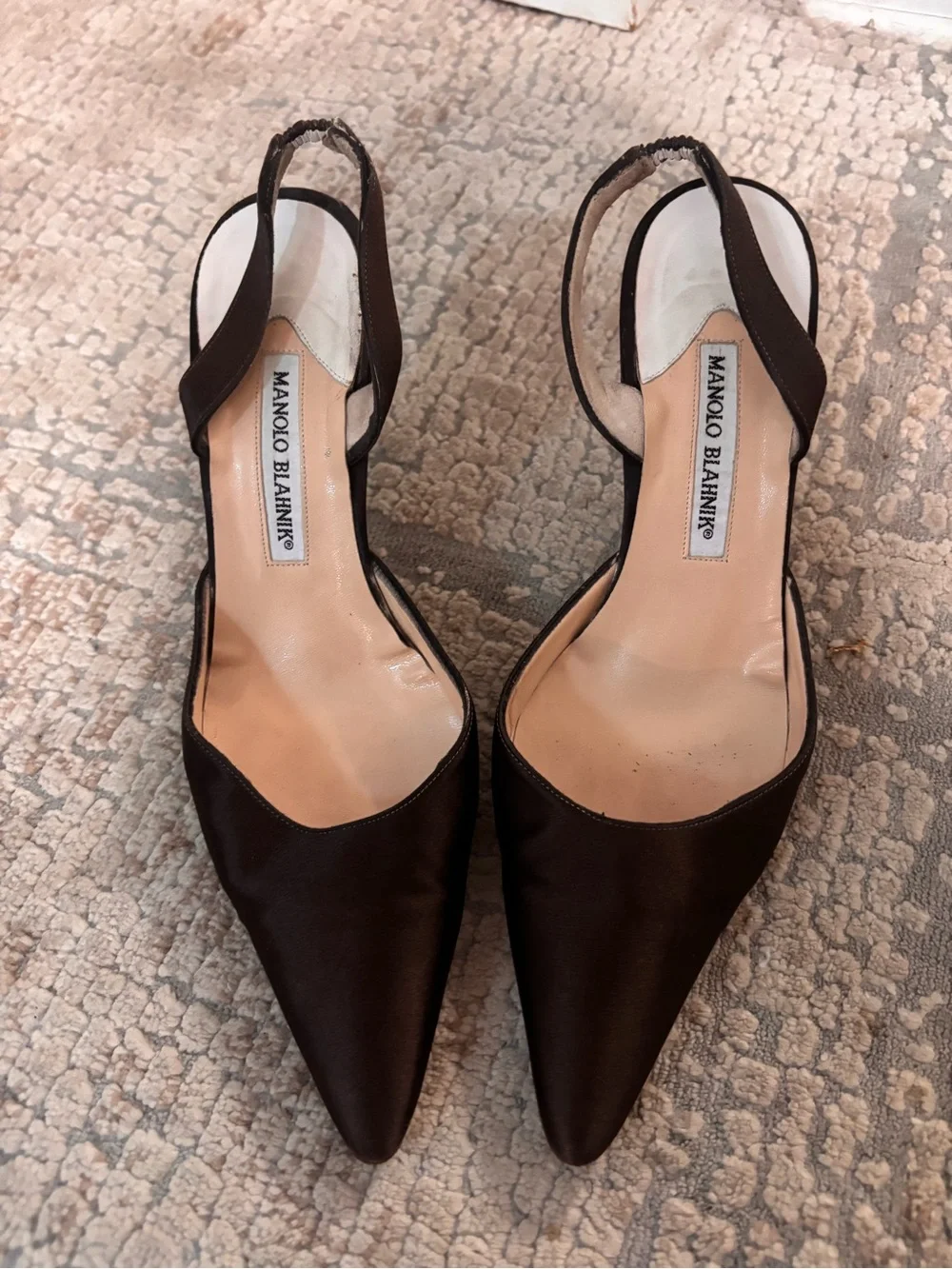 Manolo Blahnik brown satin Pointed Slingback Pumps size 39